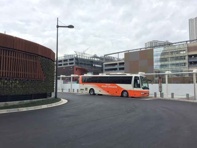 豊洲 成田空港を運行するリムジンバス 早くて電車よりもラク 所要時間はわずか1時間 とよすと