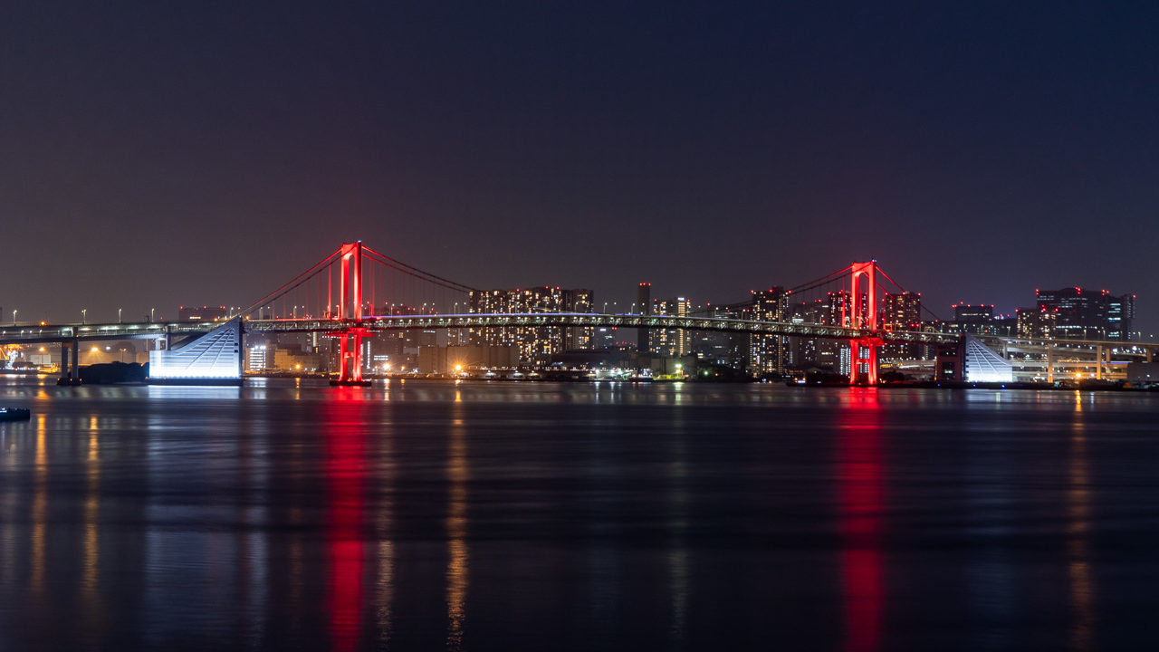 東京アラートとは レインボーブリッジや都庁が赤く点灯する条件 とよすと