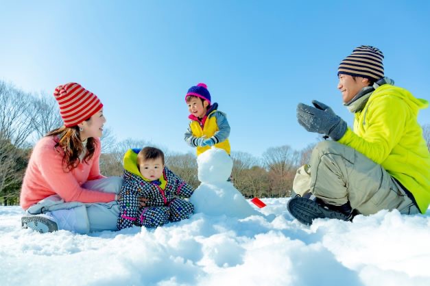 豊洲で雪が楽しめる！クリスマスに雪の滑り台も登場　ビンゴ大会も
