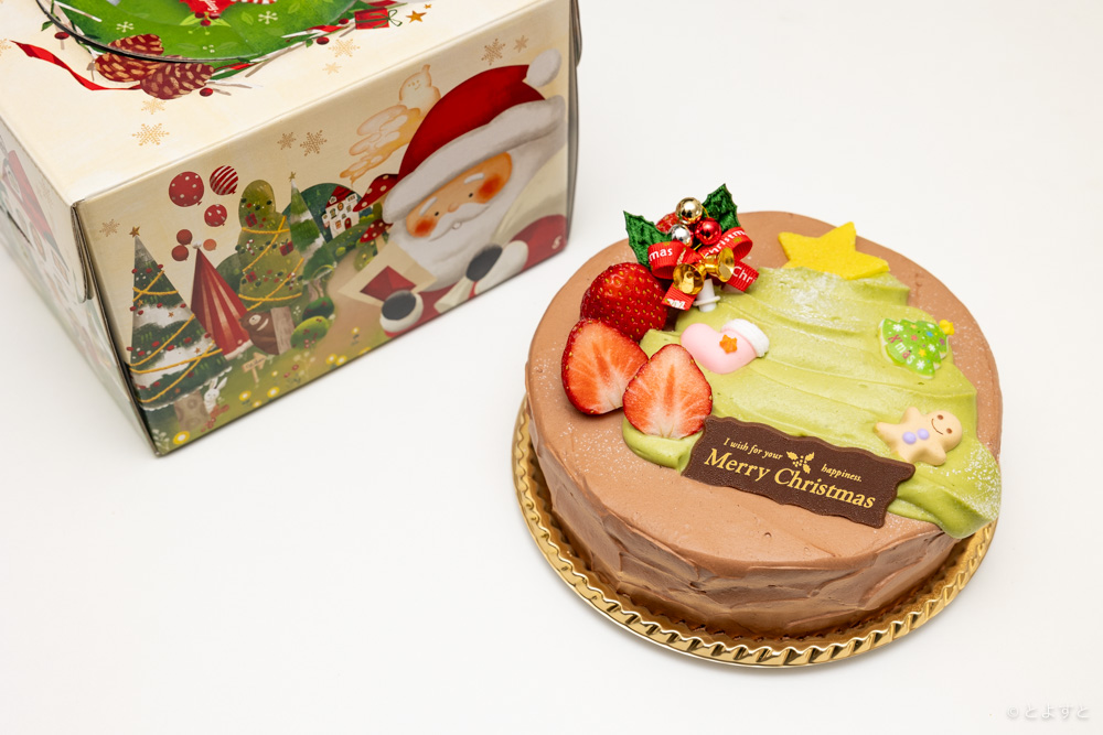 2023年のクリスマスケーキは、リベルベ豊洲店の生チョコケーキにしました